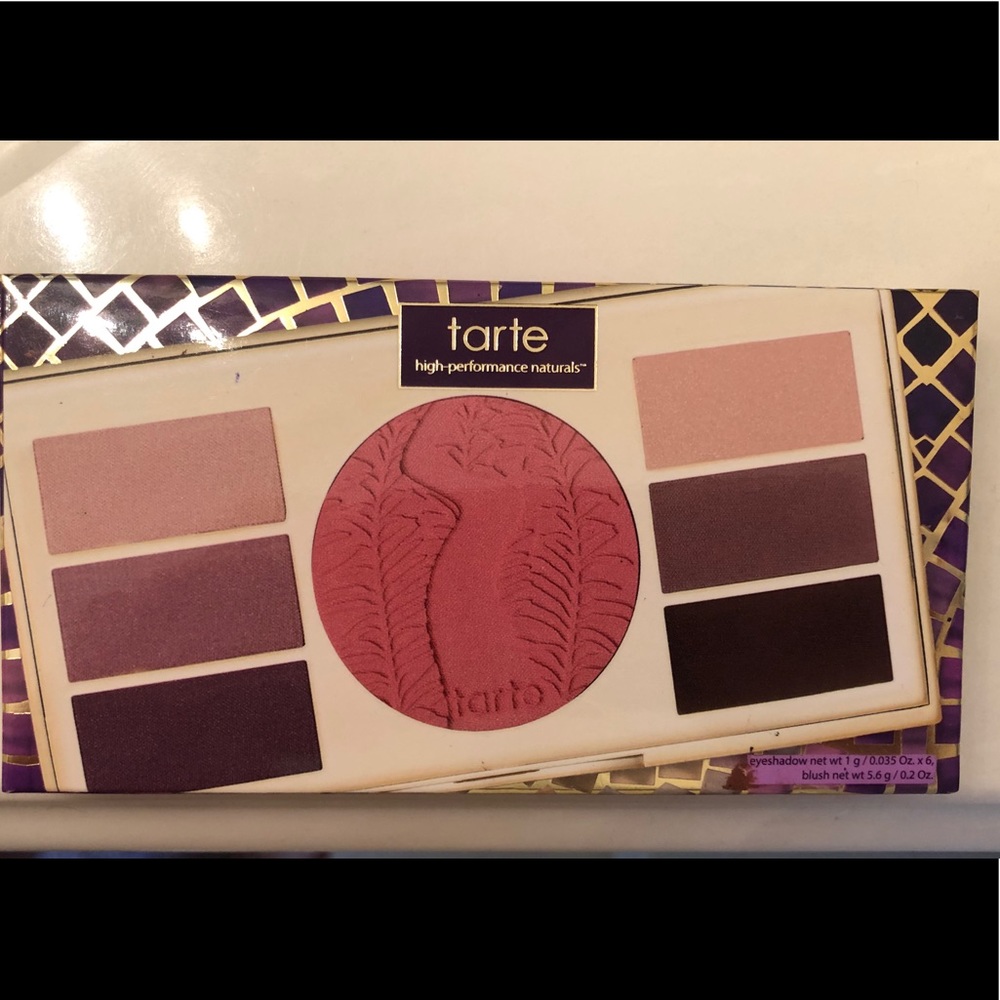 Makeup: TARTE Eye and cheek palette
